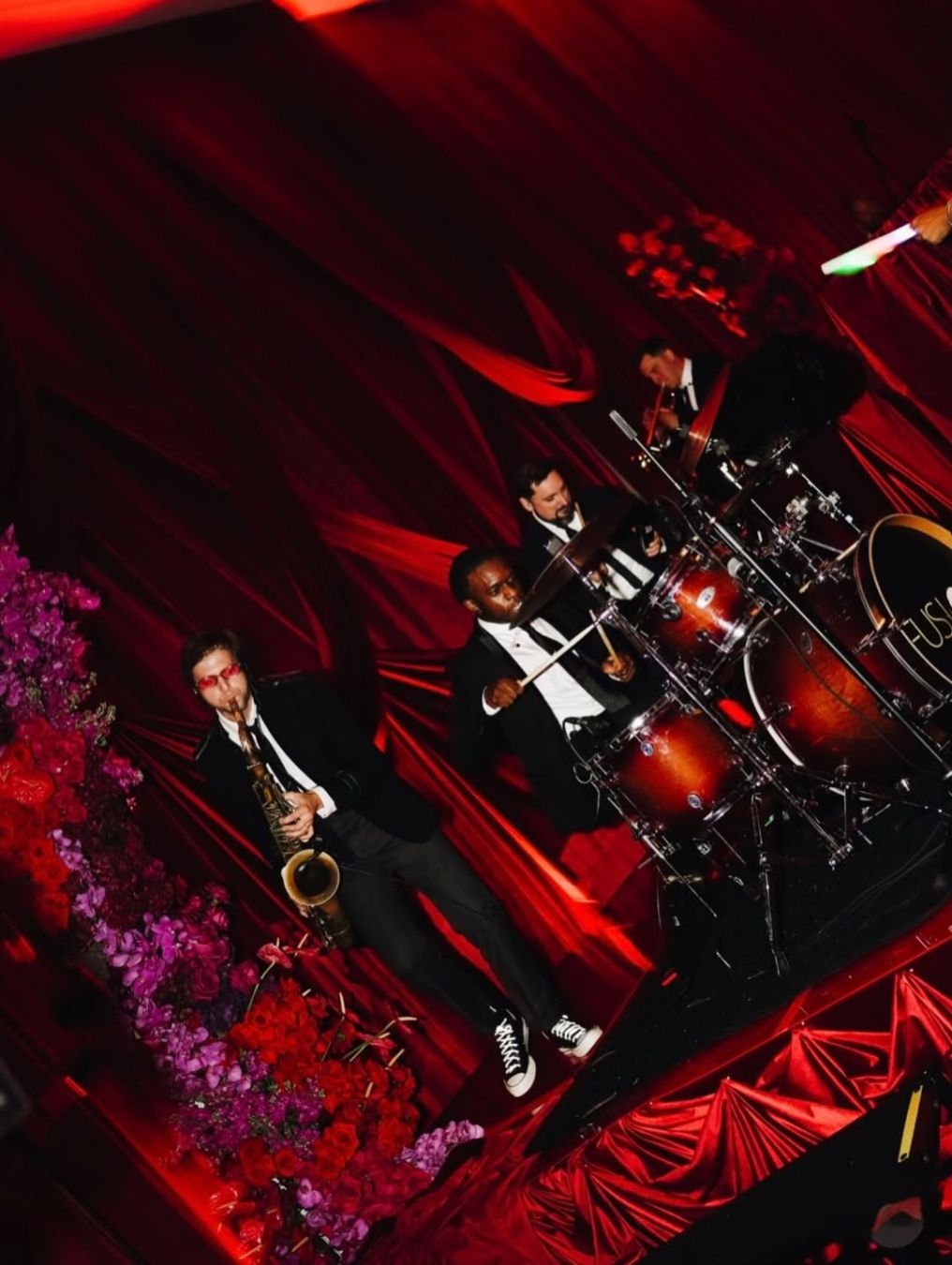 Rock With U Entertainment DJ photo