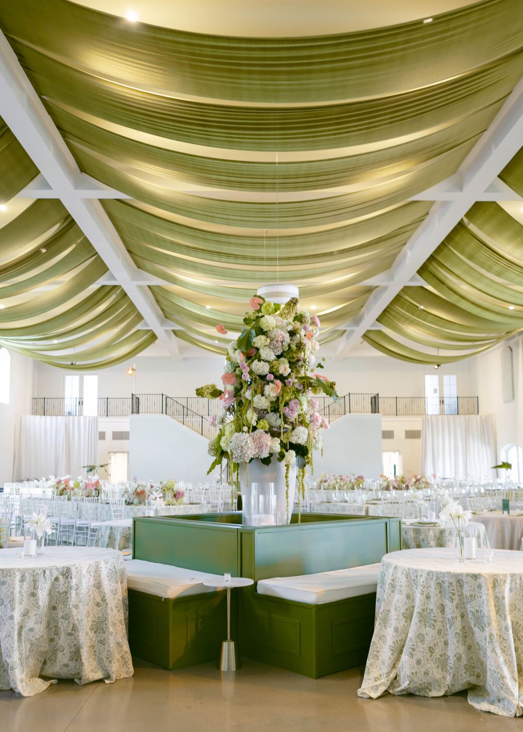 The Flowerslinger Florist photo