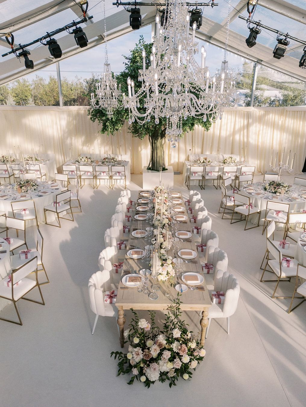 Julianne Young Weddings Planner photo