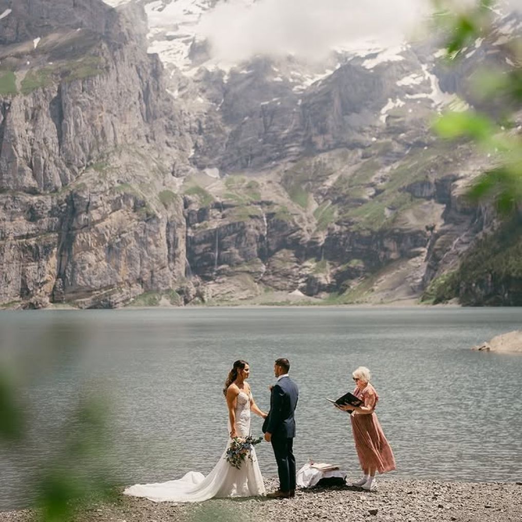 Yvonne Beck Bilingual Celebrant Wedding Officiant photo
