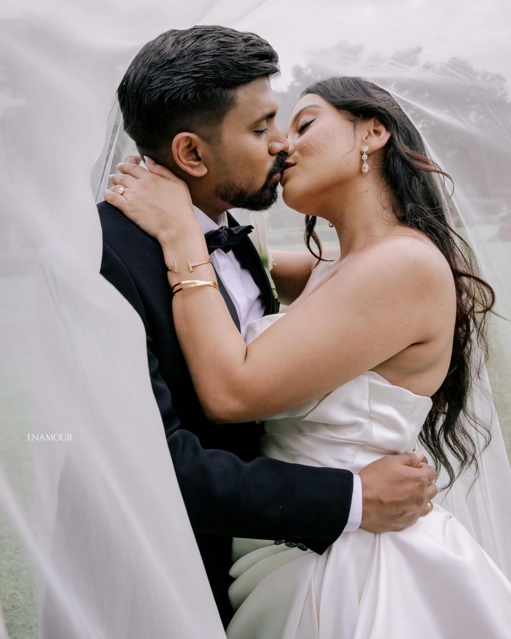 Enamour Studio Photographer photo
